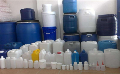 四川吨桶厂家为您解答塑料桶吹塑加工时为什么要使用添加剂