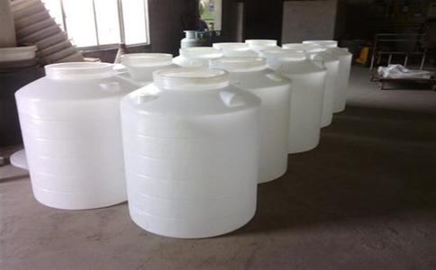 成都塑料桶厂家给大家普及塑料桶如何去除水垢